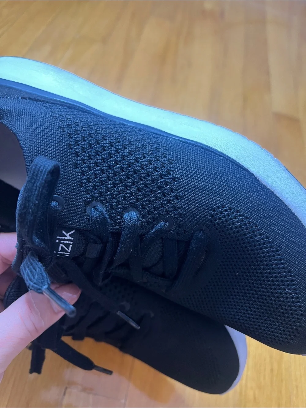 Kizik Women’s Lima 2 slip on black tennis shoes